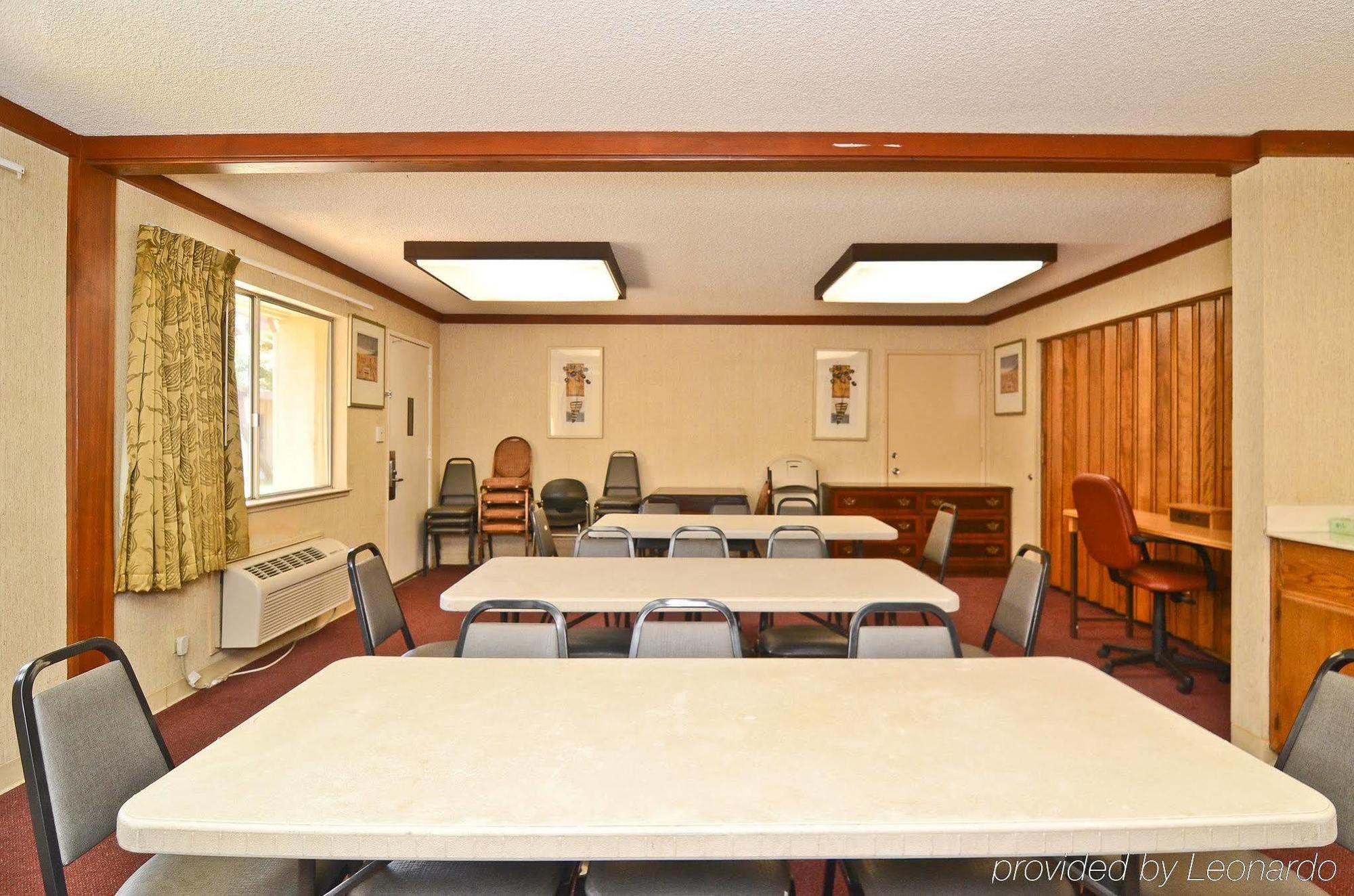 Quality Inn 메르세드 사업 사진